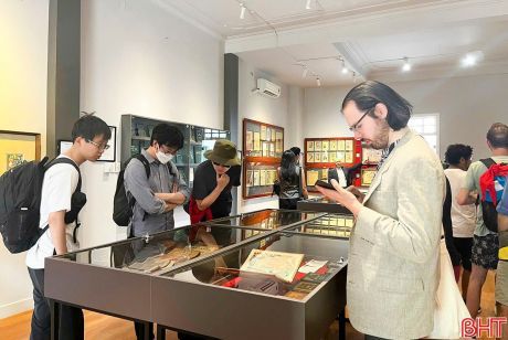 Khi doanh nhân đam mê sưu tầm di sản Truyện Kiều