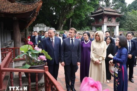 Văn hóa Việt Nam - hệ điều tiết cho phát triển nhanh, bền vững đất nước