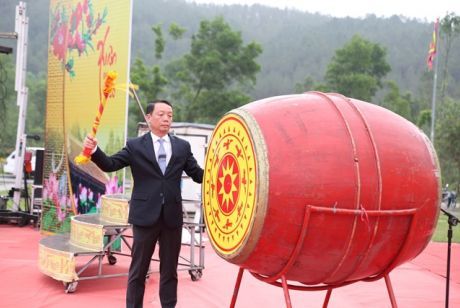 Khai hội chùa Hương Tích - mở đầu năm du lịch Hà Tĩnh 2026