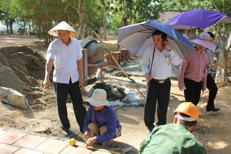 Kiểm tra tiến độ thi công dự án tu bổ, chỉnh trang khu di tích Nguyễn Du.